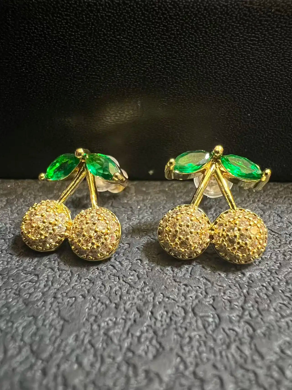 Nugget Heart  Stud Earrings