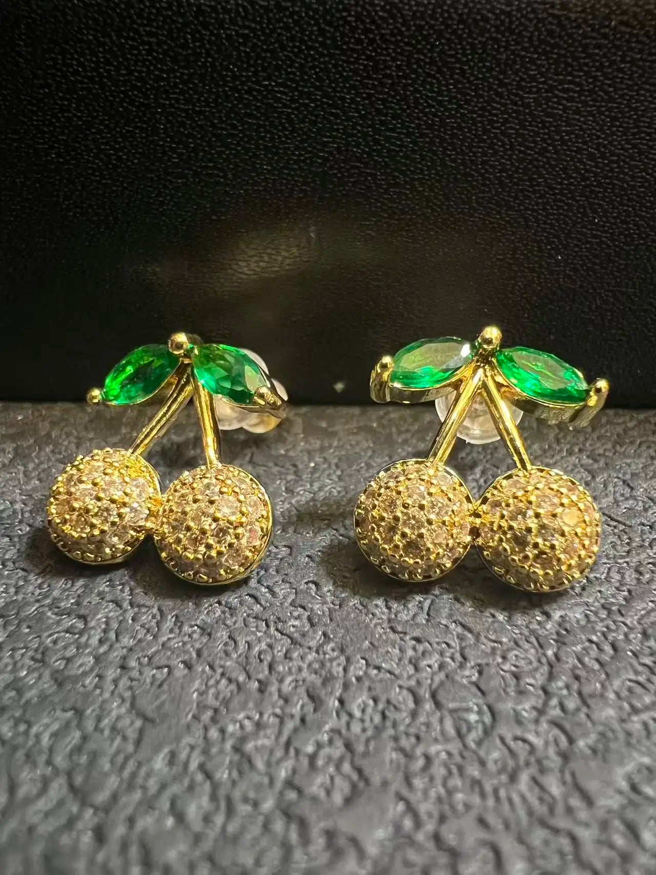 Nugget Heart  Stud Earrings